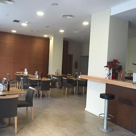 Plaza Picasso Apartament